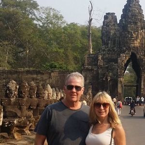 Meet your Posher, Dee